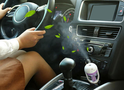 Image of IN-CAR ESSENTIAL OIL DIFFUSER/HUMIDIFIER