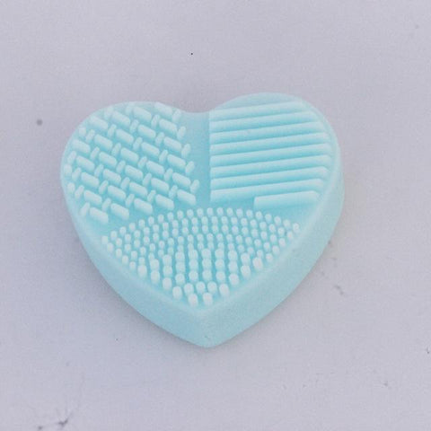 Image of Heart Shape Makeup Brush Cleaning