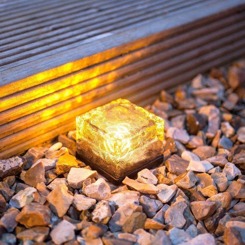 Image of SOLAR-POWERED GLASS BRICK PATH LIGHT