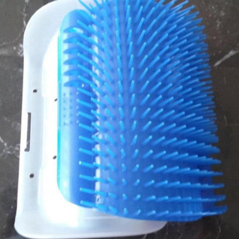 Image of SELF-GROOMING CAT BRUSH