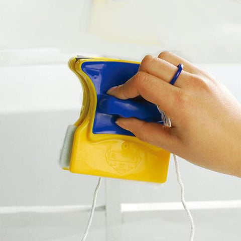 Image of Magnetic Double-sided Window Glass Cleaner